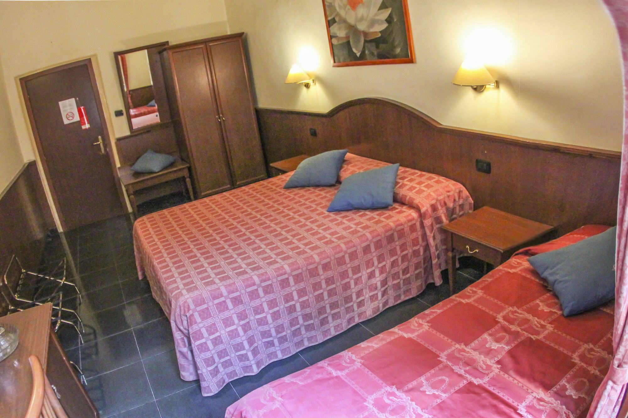 Persepolis Rome Hotel Eksteriør billede
